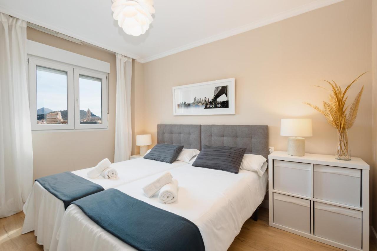 In The Historic Center Of Malaga, Very Close To The Beach And The Ave Train Station, With Private Parking Exteriér fotografie